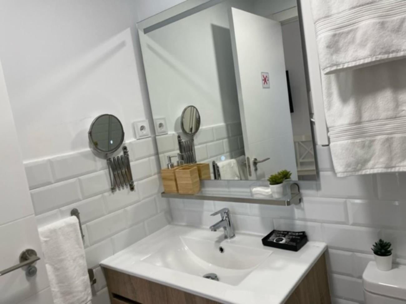 Apartamento Centrico En Мадрид Экстерьер фото